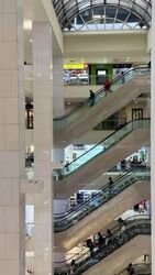 Lucky Plaza (D9), Retail #572954581